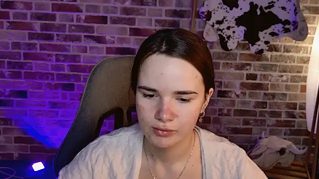 Snapshot of May_Bloom chatting on 5, 2, 2026 May Bloom online show from 5, 2, 2026