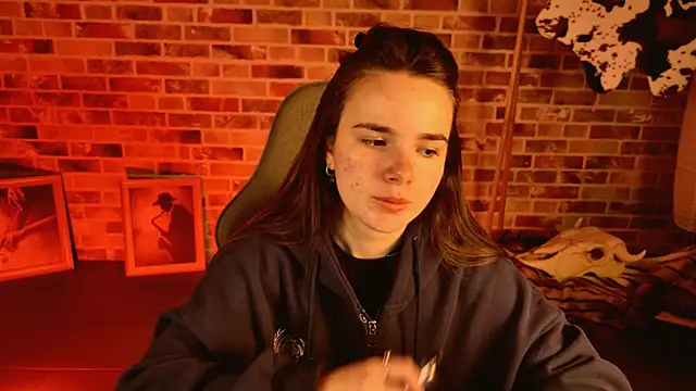 Snapshot of May_Bloom chatting on 25, 2, 2026 May Bloom online show from 25, 2, 2026