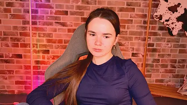 Snapshot of May_Bloom chatting on 7, 3, 2026 May Bloom online show from 7, 3, 2026