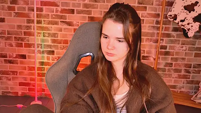 Snapshot of May_Bloom chatting on 10, 3, 2026 May Bloom online show from 10, 3, 2026