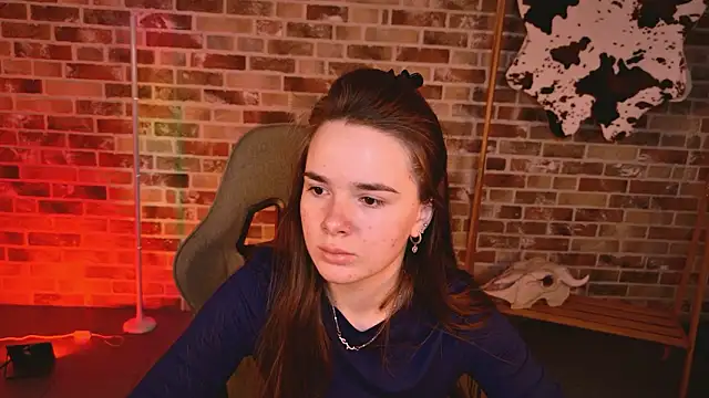 Snapshot of May_Bloom chatting on 24, 3, 2026 May Bloom online show from 24, 3, 2026