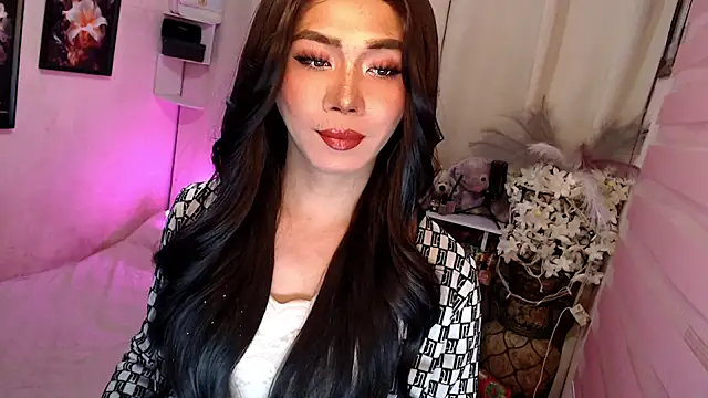 Snapshot of Katesy12 chatting on 18, 12, 2025 Katesy12 online show from 18, 12, 2025