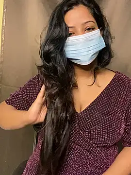 Snapshot of simmi78 chatting on 3, 11, 2025 simmi78 online show from 3, 11, 2025