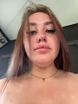 KiraSunshine online show from 7, 6, 2026