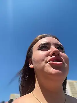 KiraSunshine online show from 24, 6, 2026