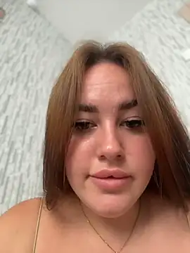 KiraSunshine online show from 26, 6, 2026