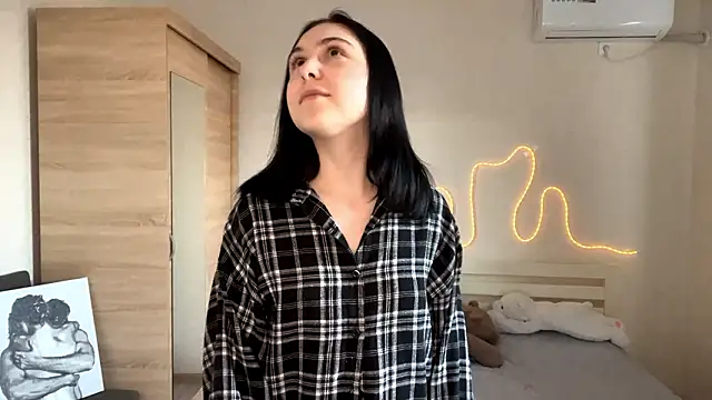 MyraLitterers online show from 2, 3, 2026