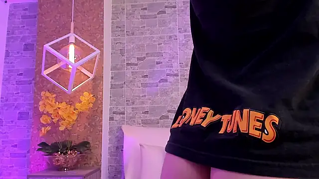 Snapshot of Catalina-Thompson chatting on 9, 11, 2025 Catalina-Thompson online show from 9, 11, 2025