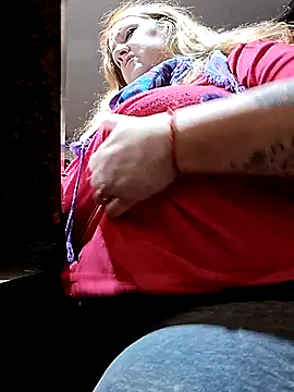 Snapshot of JennyInVegas chatting on 30, 10, 2025 JennyInVegas online show from 30, 10, 2025