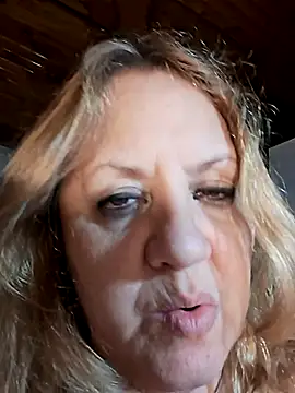 Snapshot of JennyInVegas chatting on 14, 6, 2026 JennyInVegas online show from 14, 6, 2026