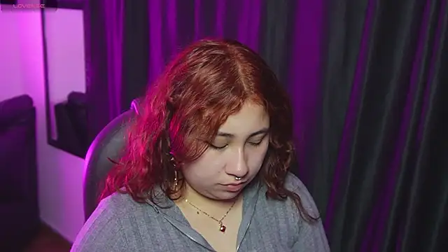 littlee red online show from 29, 4, 2026