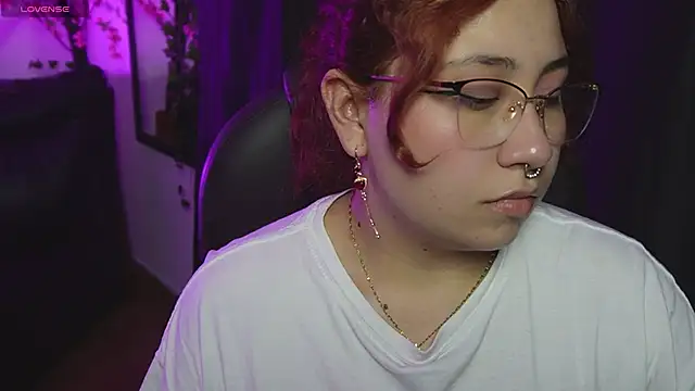 littlee red online show from 5, 5, 2026