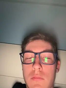 Snapshot of Anton2026 chatting on 4, 4, 2026 Anton2026 online show from 4, 4, 2026