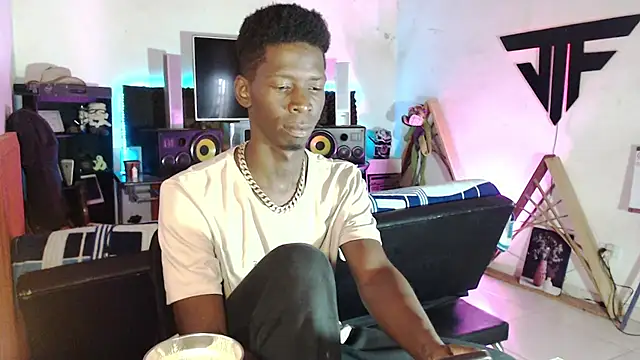 Black Paradice online show from 22, 11, 2025