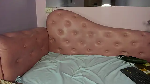 Emiliano Reyes online show from 7, 11, 2025