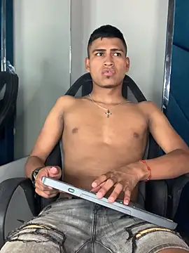 Emiliano Reyes online show from 21, 3, 2026