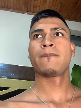 Emiliano Reyes online show from 7, 7, 2026