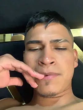 Emiliano Reyes online show from 8, 7, 2026