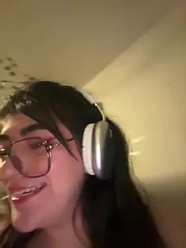 milky denni online show from 7, 6, 2026
