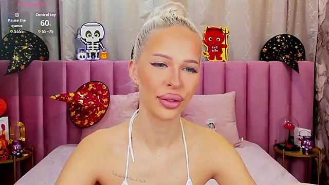 KailaCrystall online show from 1, 11, 2025