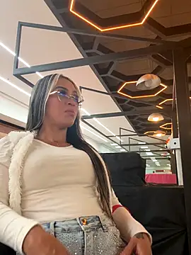 KIMBERLYPULIDO online show from 30, 10, 2025