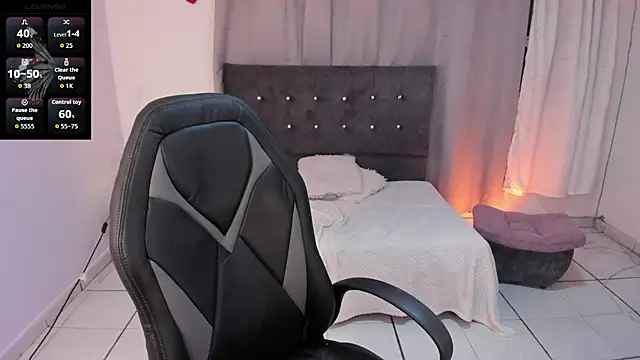 princess foxxy online show from 17, 3, 2026