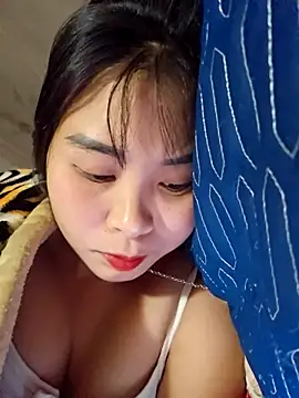 Squirrel-Pear online show from 5, 12, 2025