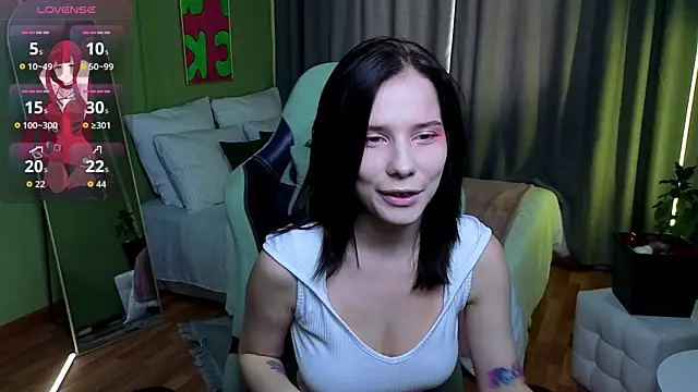 Mell Hyees online show from 25, 10, 2025