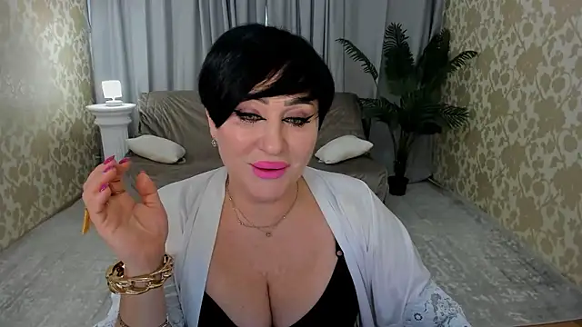 Snapshot of KiraTempt chatting on 10, 1, 2026 KiraTempt online show from 10, 1, 2026