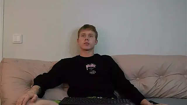 Snapshot of tvelweek chatting on 10, 11, 2025 tvelweek online show from 10, 11, 2025