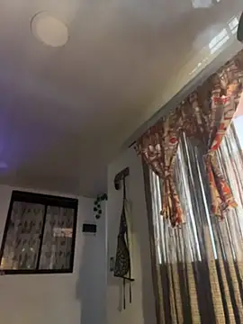 Snapshot of FreszX chatting on 10, 4, 2026 FreszX online show from 10, 4, 2026