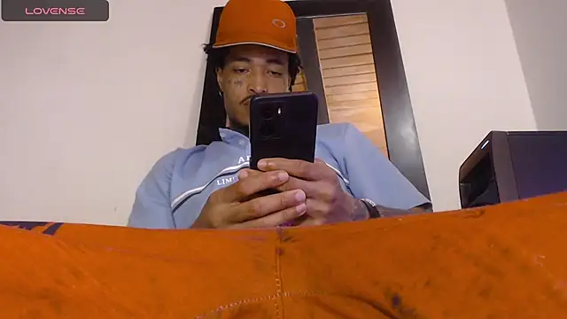 Anaconda larga online show from 27, 5, 2026