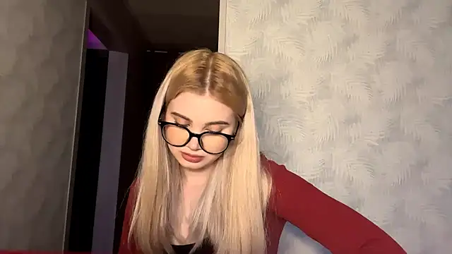 Snapshot of JolieAlto chatting on 19, 10, 2025 JolieAlto online show from 19, 10, 2025