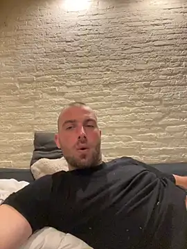 Rotteei1 online show from 1, 11, 2025