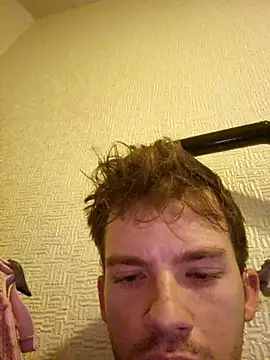 Snapshot of oraharoncohen chatting on 5, 11, 2025 oraharoncohen online show from 5, 11, 2025