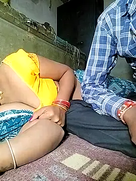 Hot cauple indian online show from 27, 3, 2026