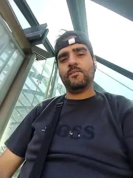 Snapshot of gusto14cm chatting on 15, 3, 2026 gusto14cm online show from 15, 3, 2026