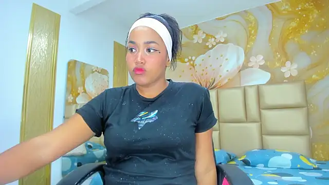 Snapshot of NahomiWalker_ chatting on 18, 2, 2026 NahomiWalker online show from 18, 2, 2026