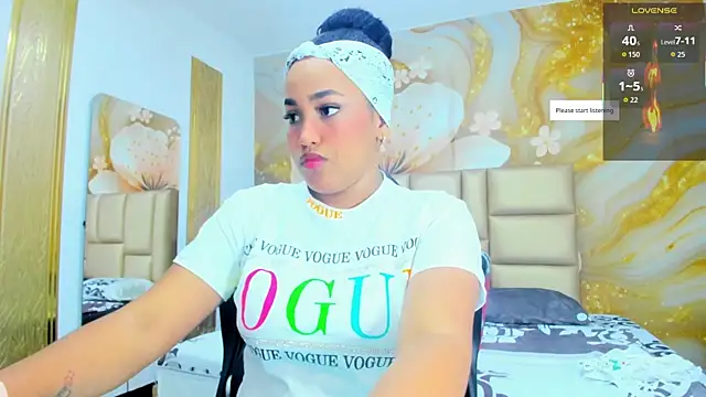 NahomiWalker  online show from 2, 4, 2026