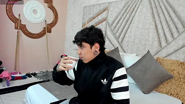 SantiOlsen online show from 20, 11, 2025