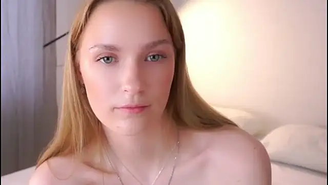 Snapshot of Helenspensy_ chatting on 18, 10, 2025 Helenspensy online show from 18, 10, 2025