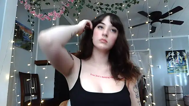 Trickylucy555 online show from 6, 7, 2026