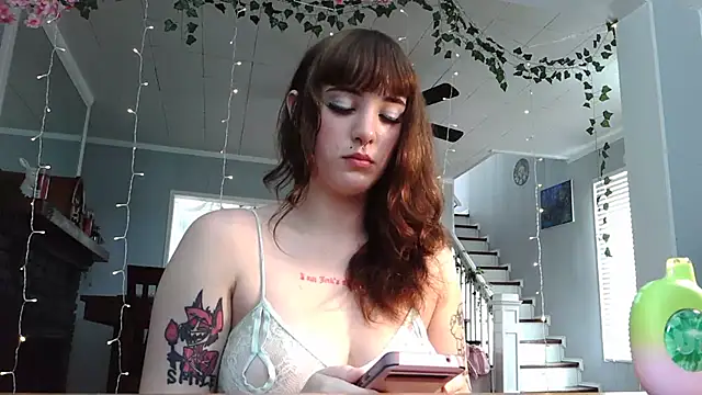 Trickylucy555 online show from 6, 8, 2026