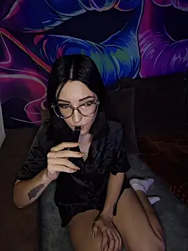 AlleAllexy online show from 23, 11, 2025