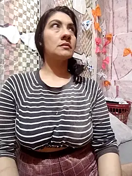 luzdelunas online show from 1, 11, 2025