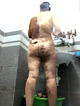 Snapshot of HinayLa chatting on 16, 1, 2026 HinayLa online show from 16, 1, 2026