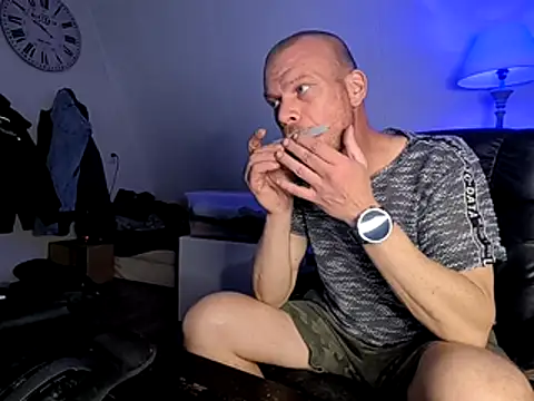 Snapshot of Kinky_Play1 chatting on 30, 3, 2026 Kinky Play1 online show from 30, 3, 2026