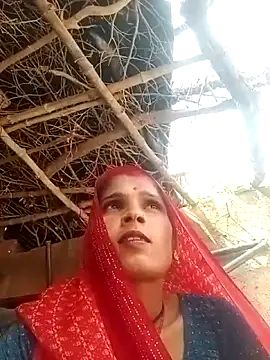 Snapshot of queen_sonam chatting on 20, 10, 2025 queen sonam online show from 20, 10, 2025