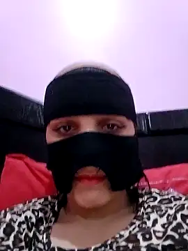 SandyAmr online show from 23, 4, 2026