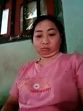 Snapshot of suka-bibi chatting on 17, 11, 2025 suka-bibi online show from 17, 11, 2025